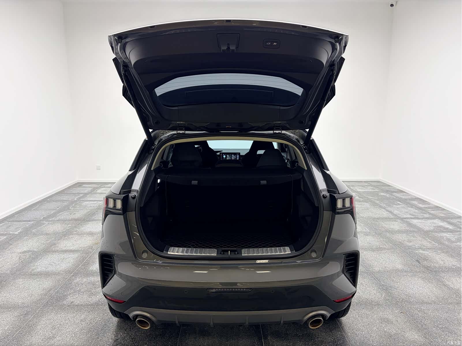 Lynk & Co 02, 2020 13