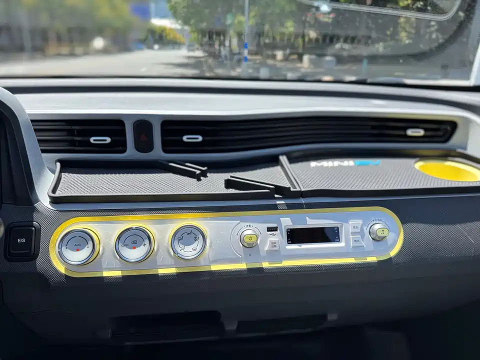 Wuling Hongguang MINIEV