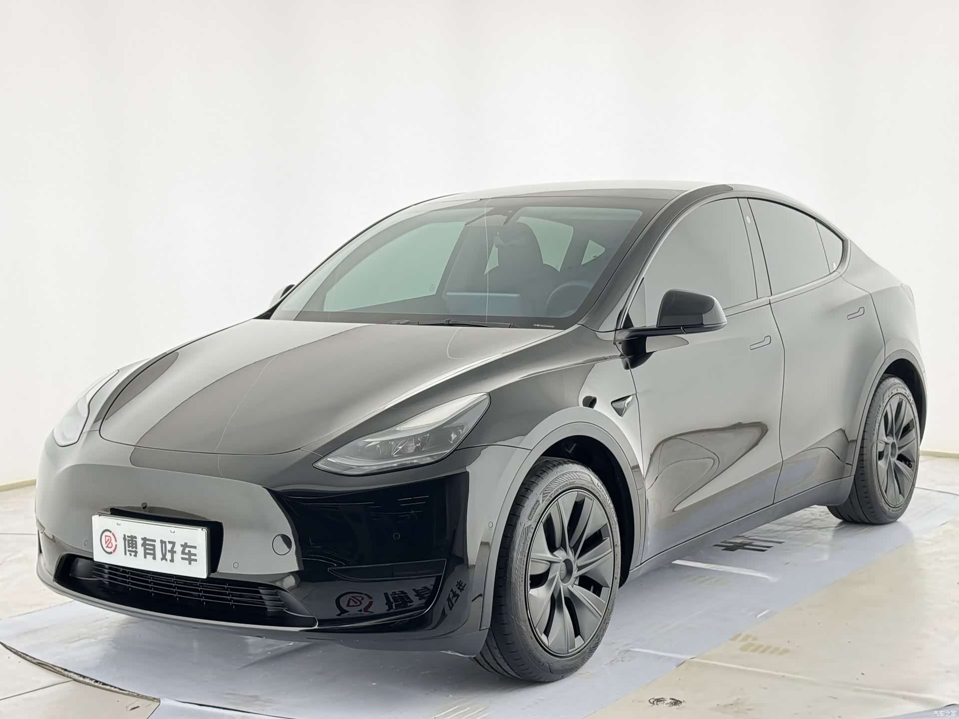 Tesla Model Y, 2024 4