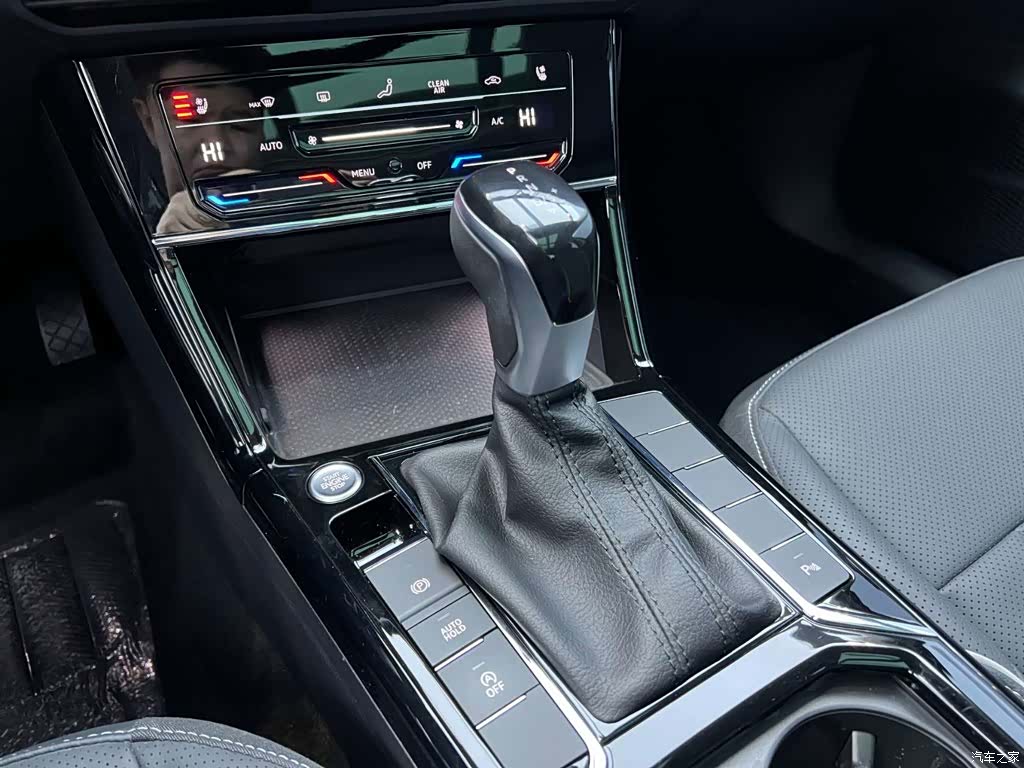Volkswagen Passat, 2026 16
