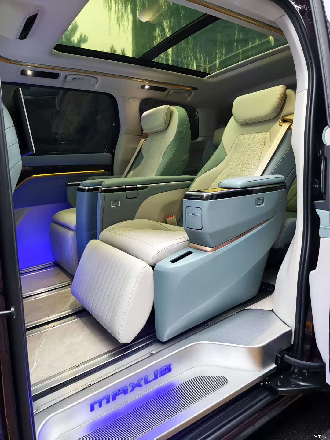 Maxus G90, 2022 12