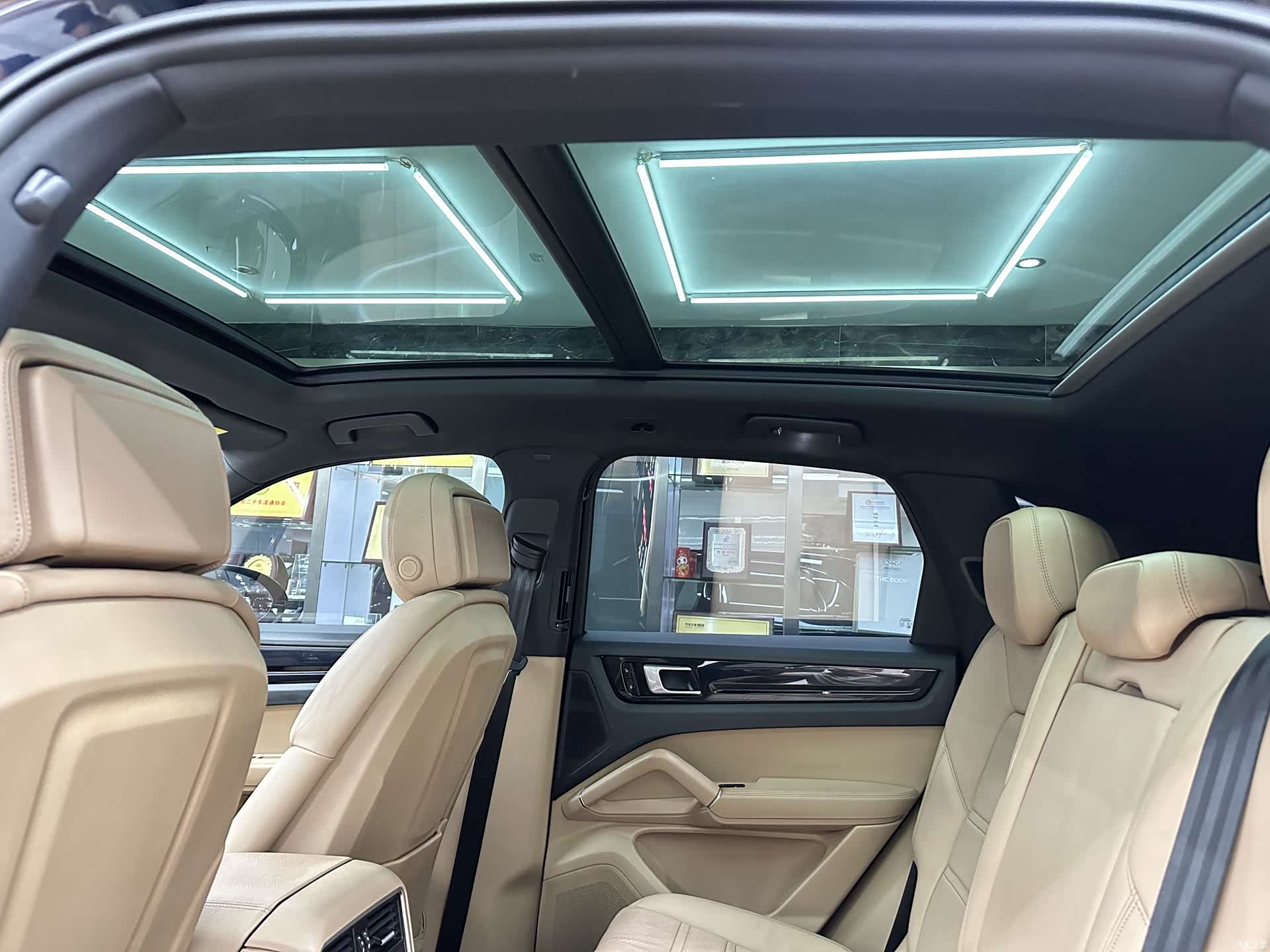 Porsche Cayenne, 2018 11