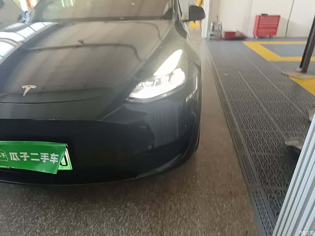 Tesla Model Y, 2024 24