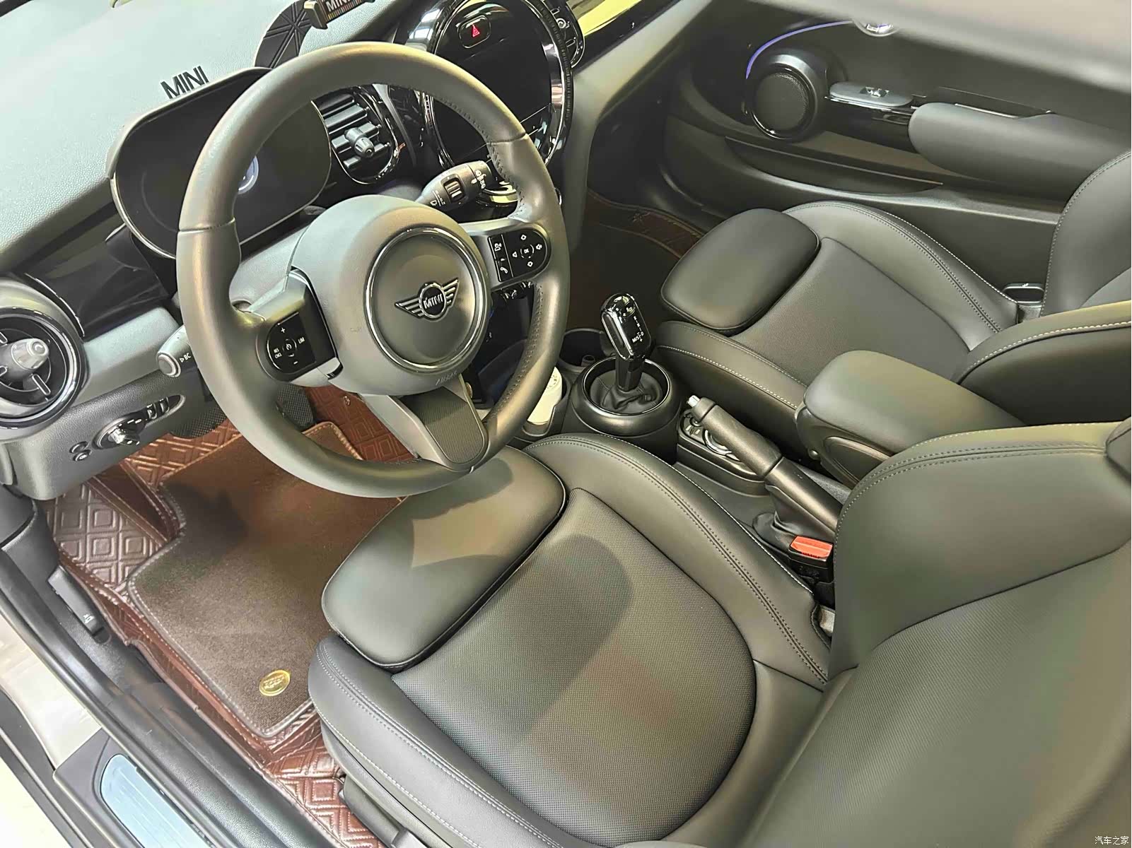 Mini Cooper, 2023 11