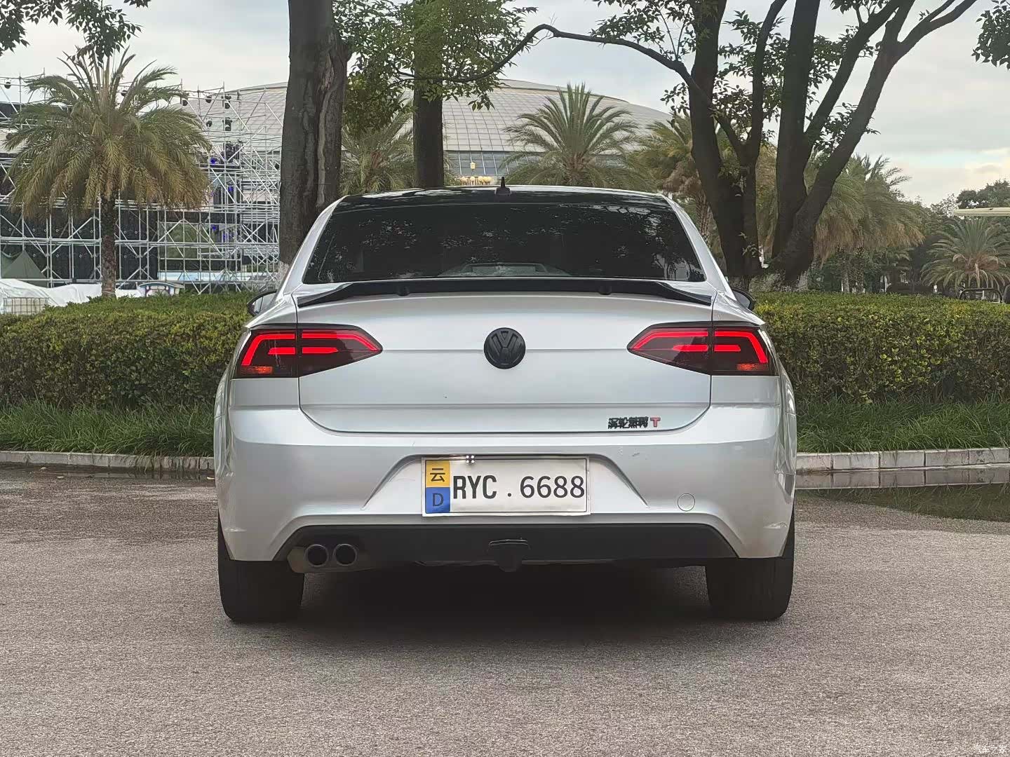 Volkswagen Lamando, 2017 все фото
