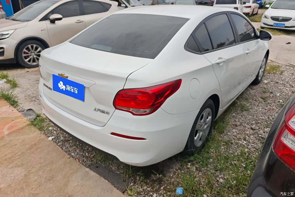 Chevrolet 320, 2018 3