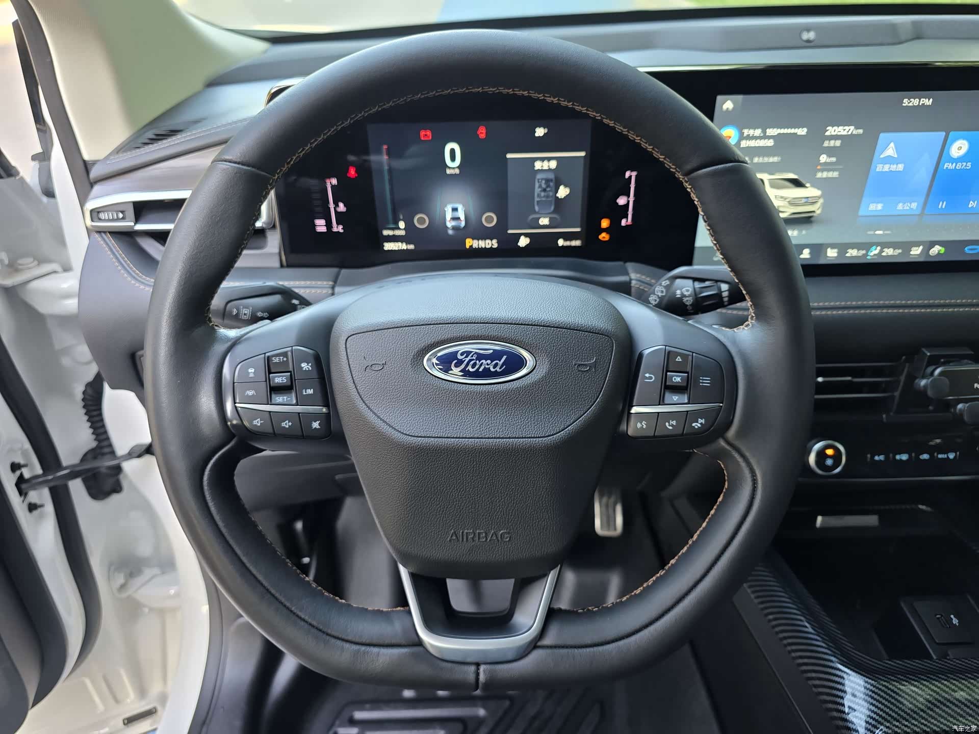 Ford Edge, 2022 4