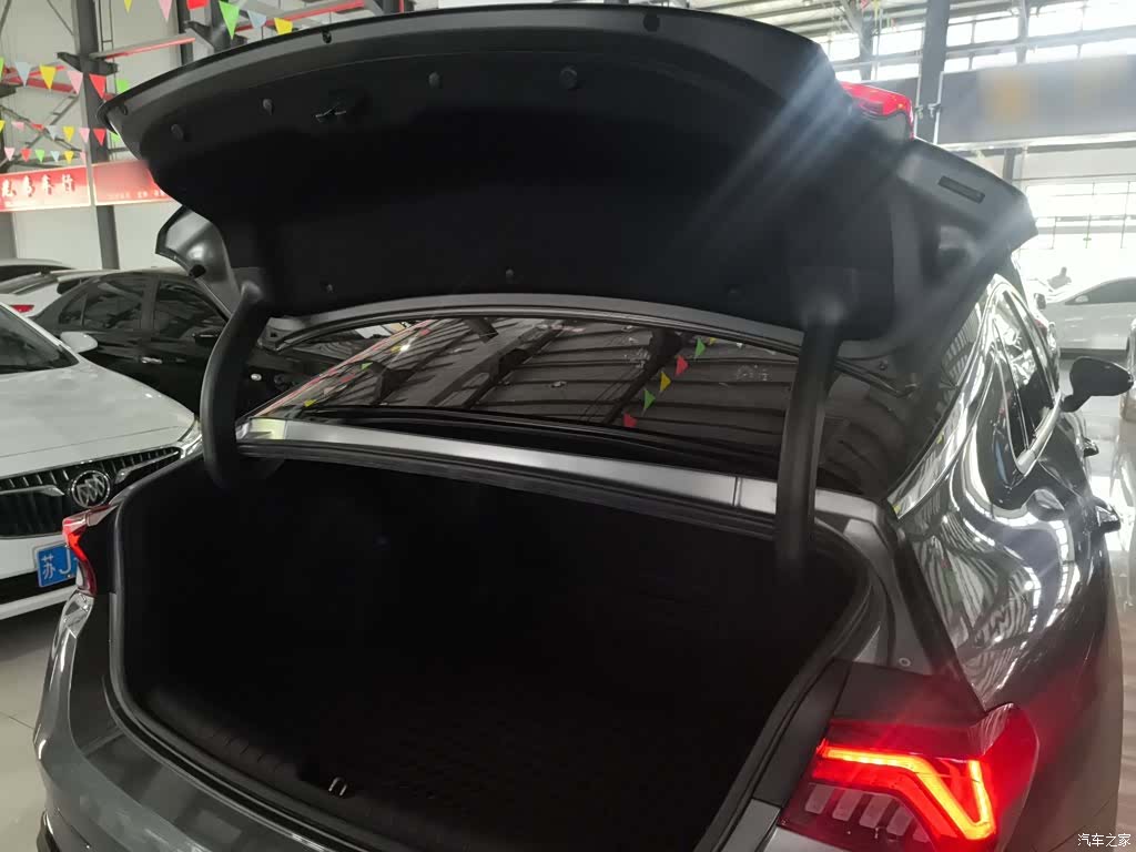 Kia K5, 2020 15
