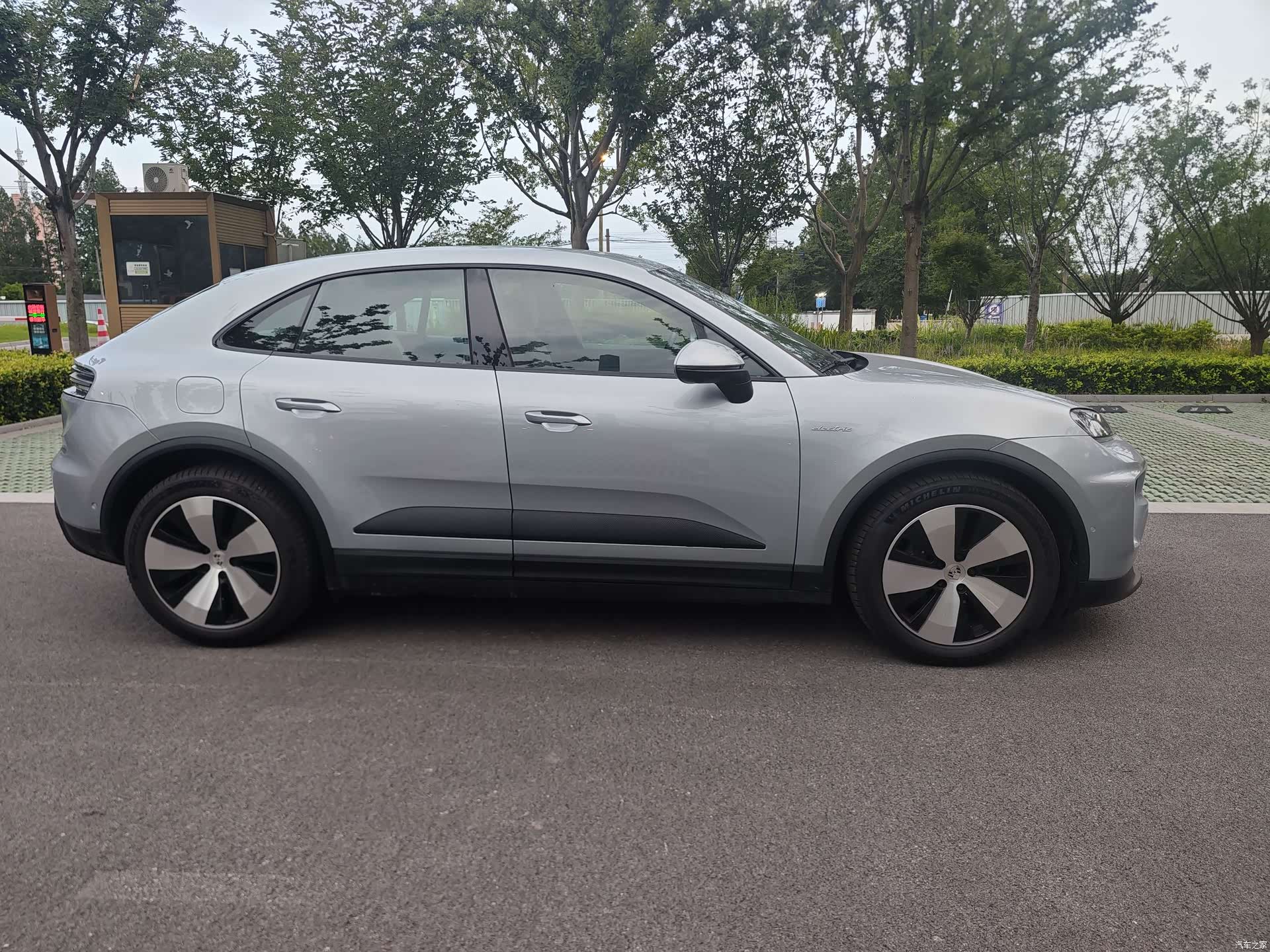 Porsche Macan, 2025 4