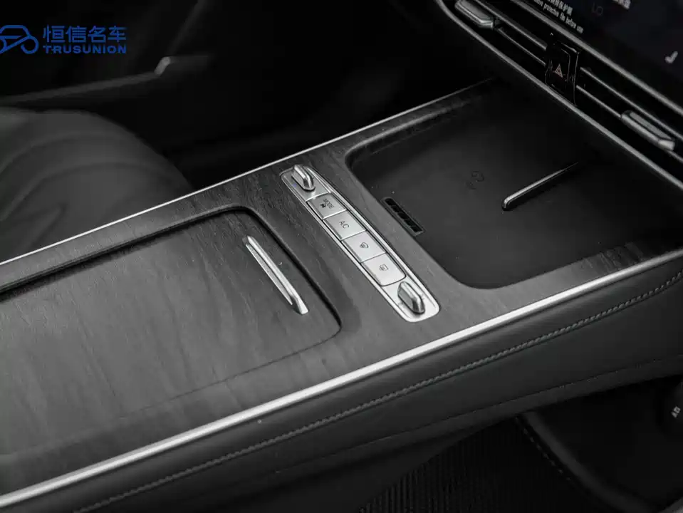 Chery Fulwin Fengyun A8L