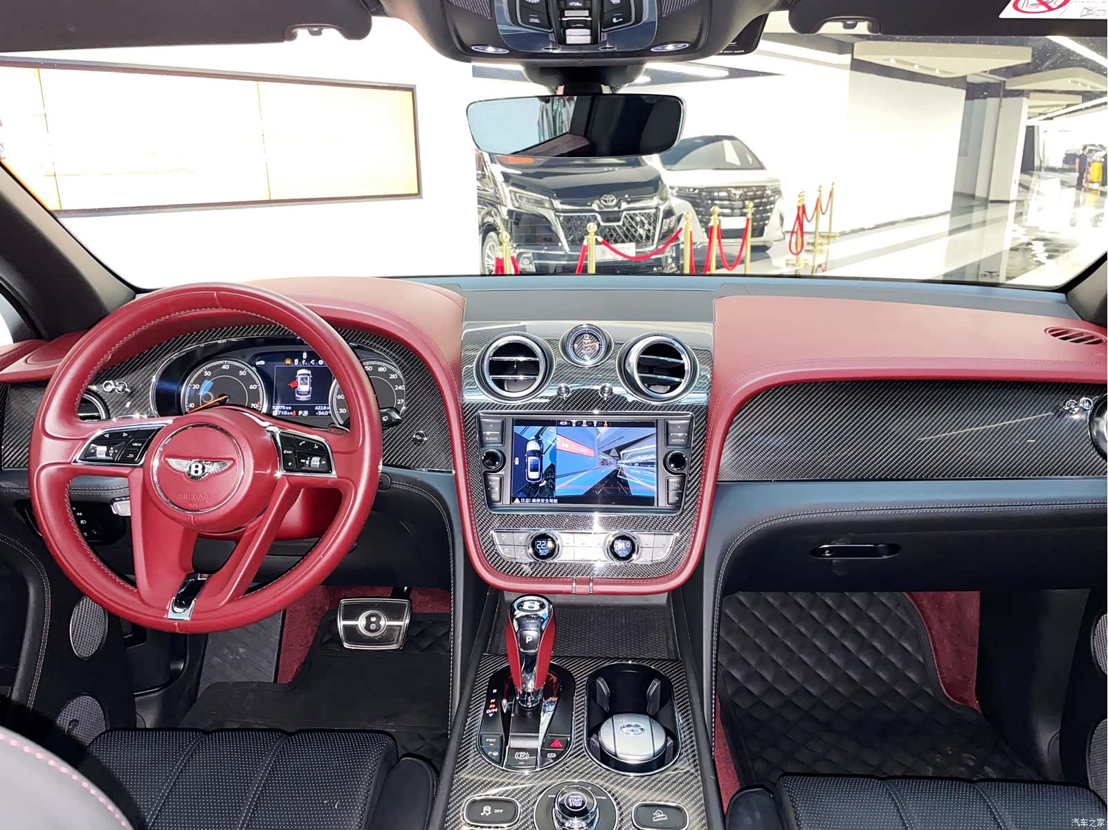 Bentley Bentayga, 2019 18
