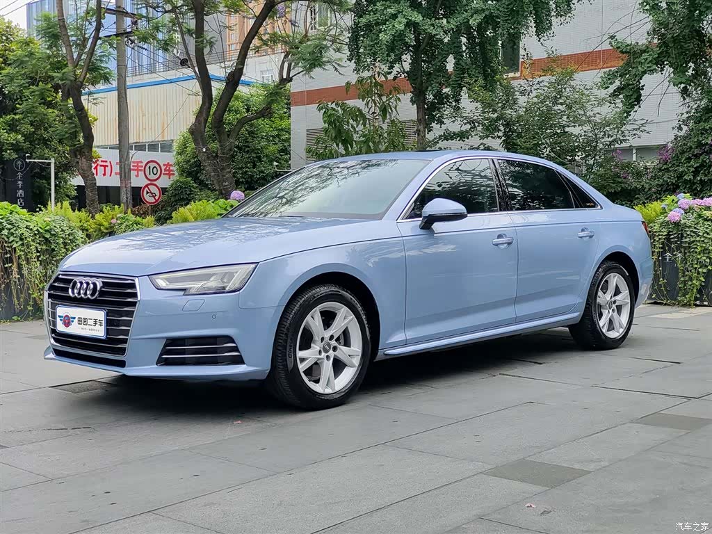 Audi A4L, 2018 1