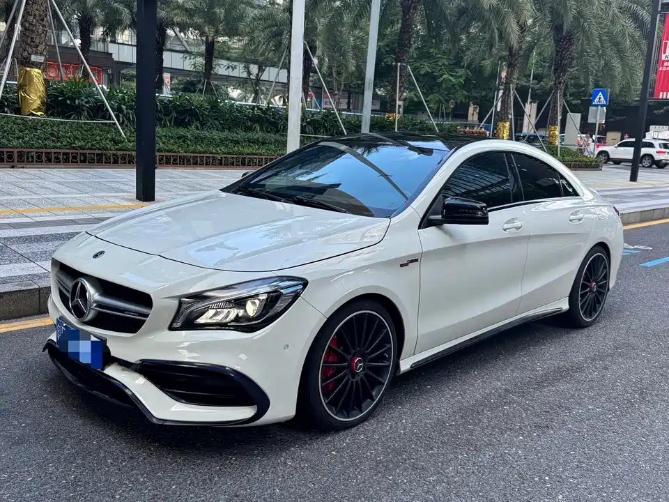Mercedes-Benz CLA AMG