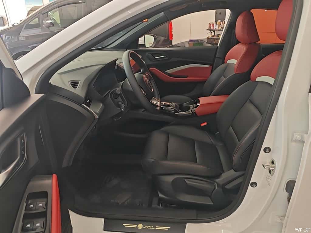 MG MG5, 2024 15
