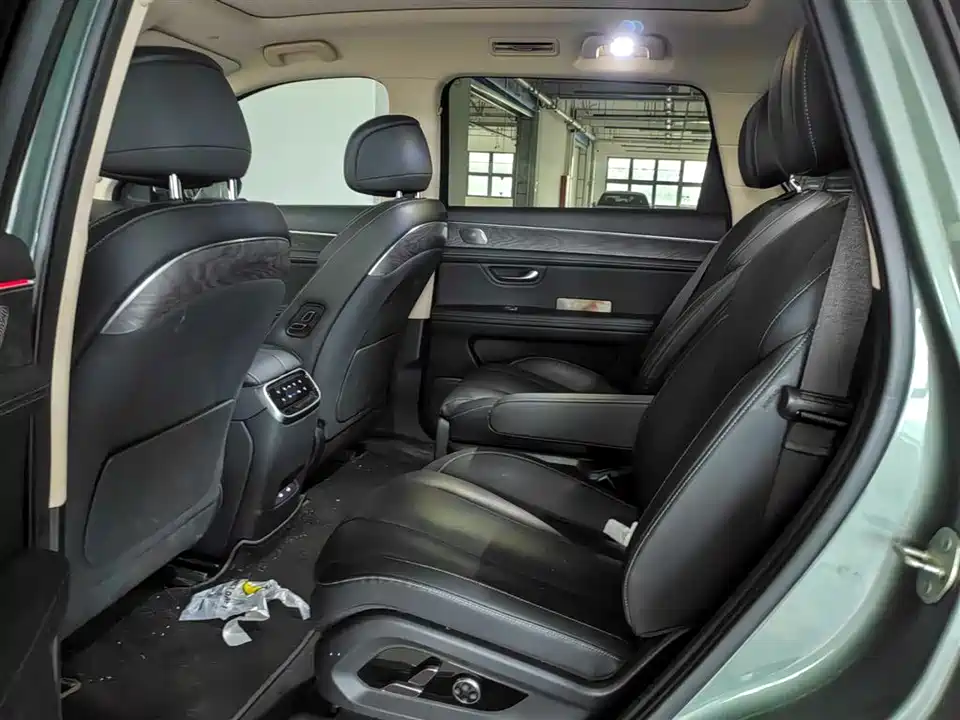 AITO Ask the world M7