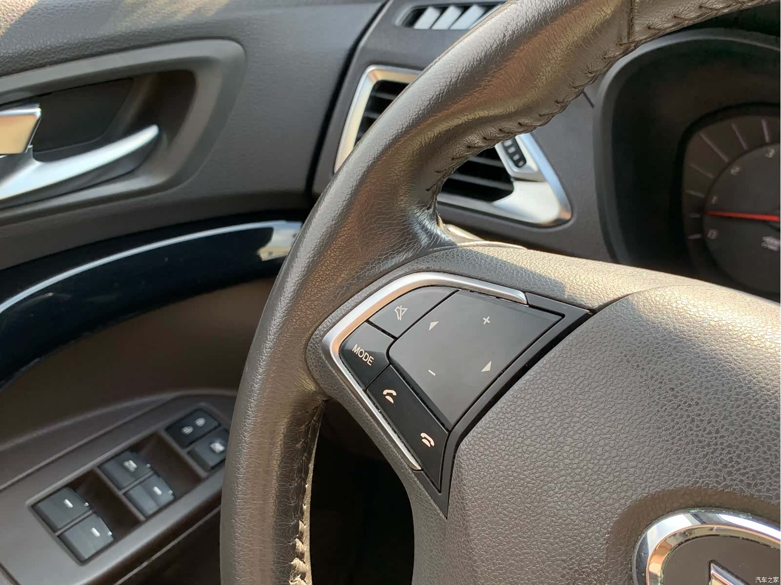 GAC GS4, 2016 23