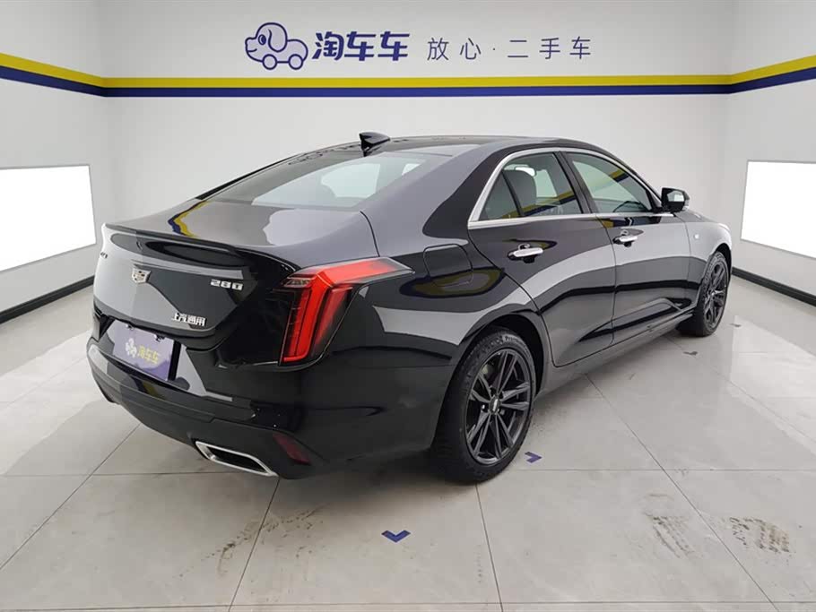 Cadillac CT4