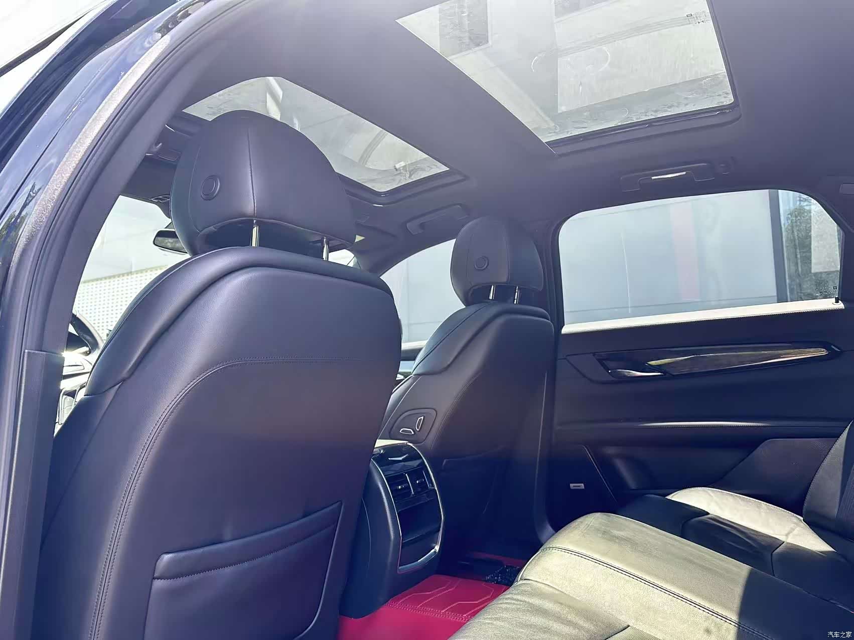Cadillac CT6, 2022 все фото