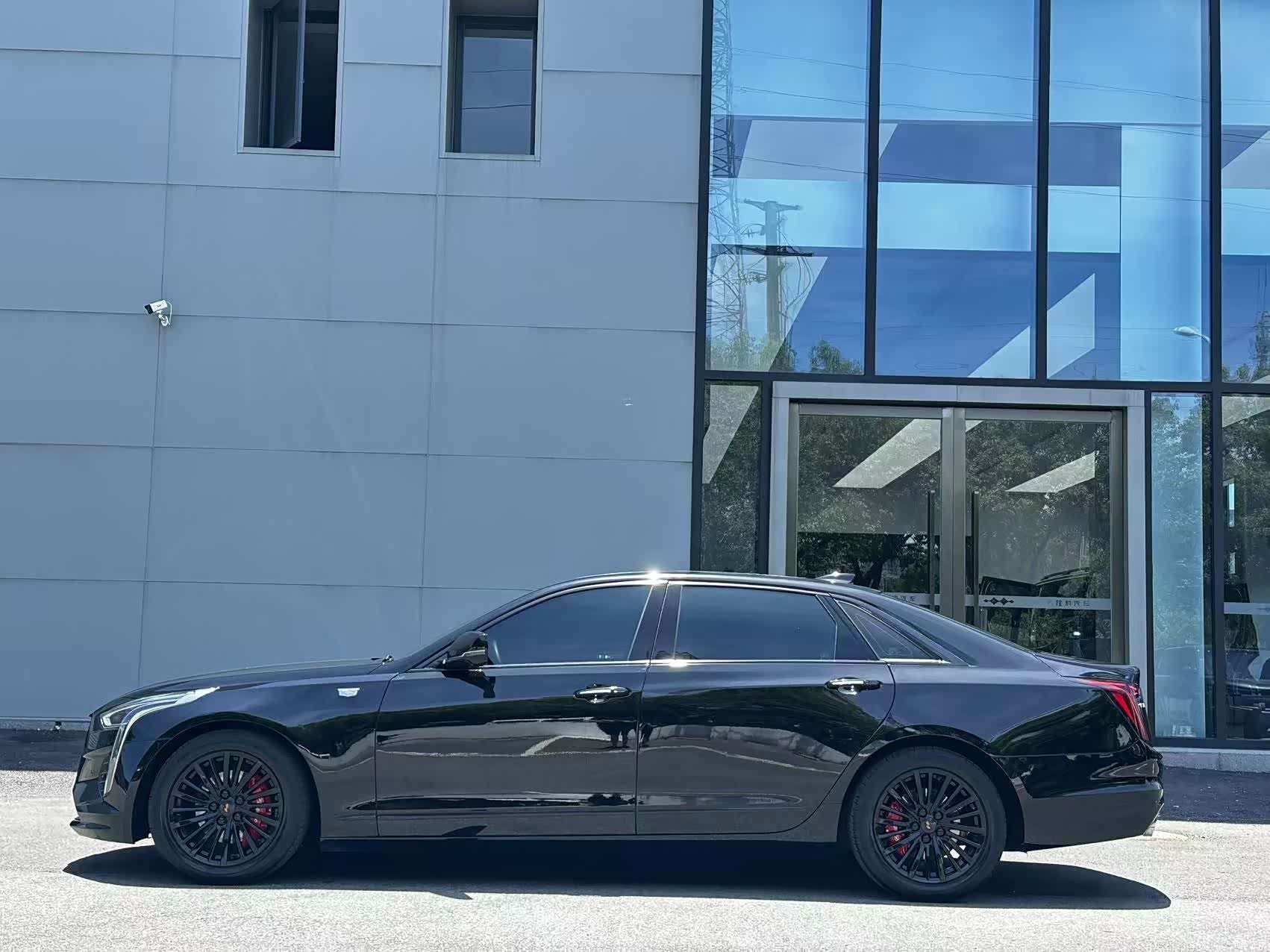 Cadillac CT6, 2022 7