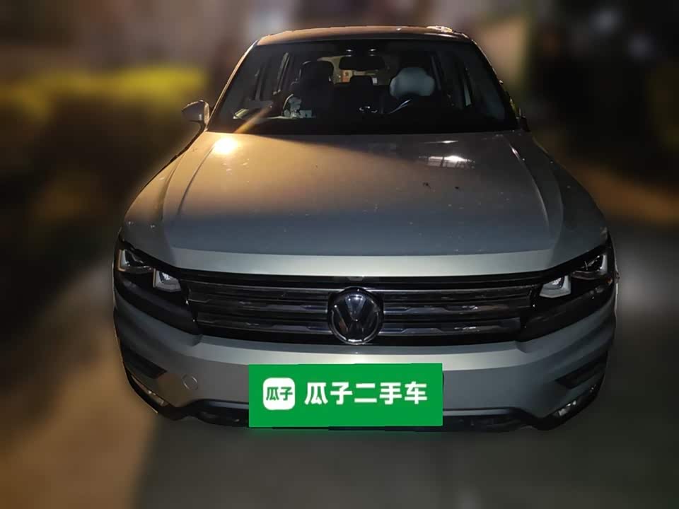 Volkswagen Tiguan L