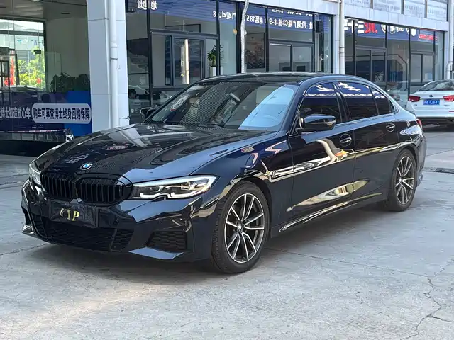 BMW 3 Series 2021 — купить из Китая под заказ