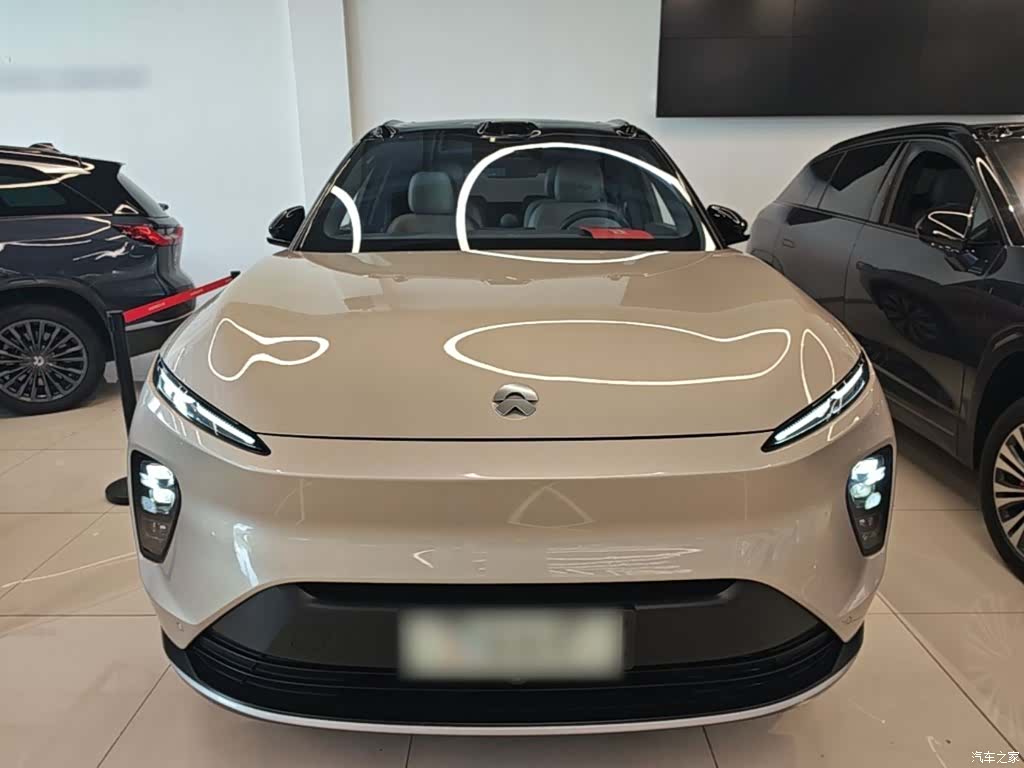NIO ES8, 2024 3