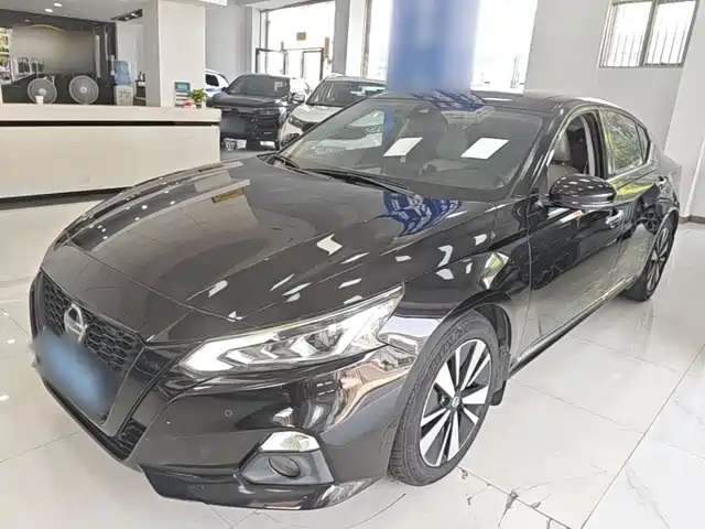 Nissan Altima 2019 — купить из Китая под заказ