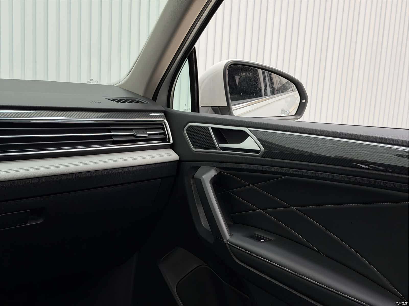 Volkswagen Tiguan L, 2025 15