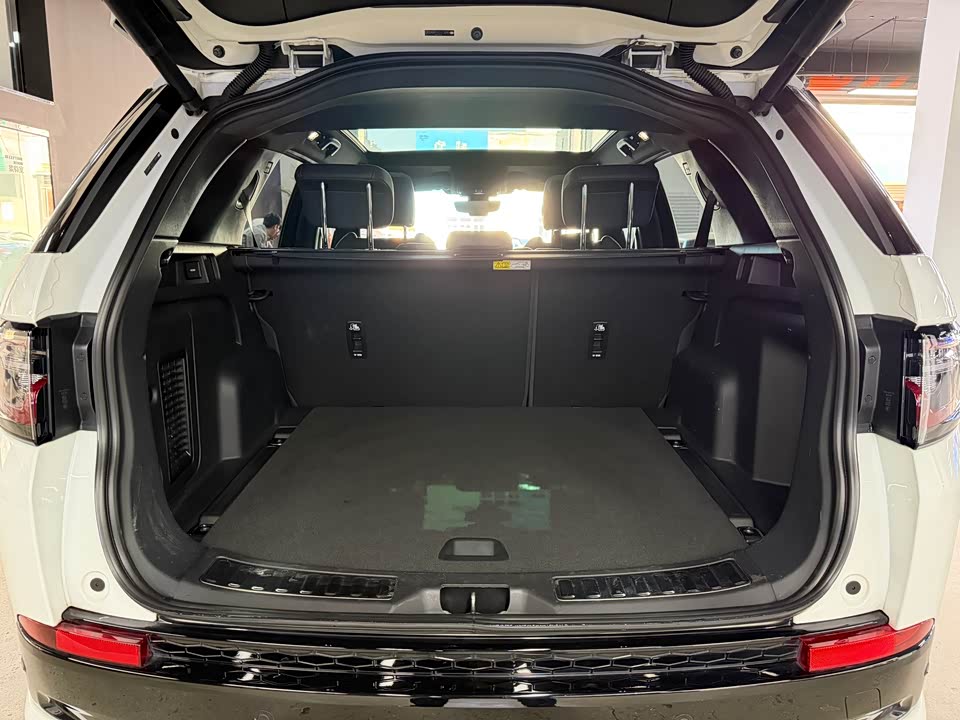 Land Rover Discover sports