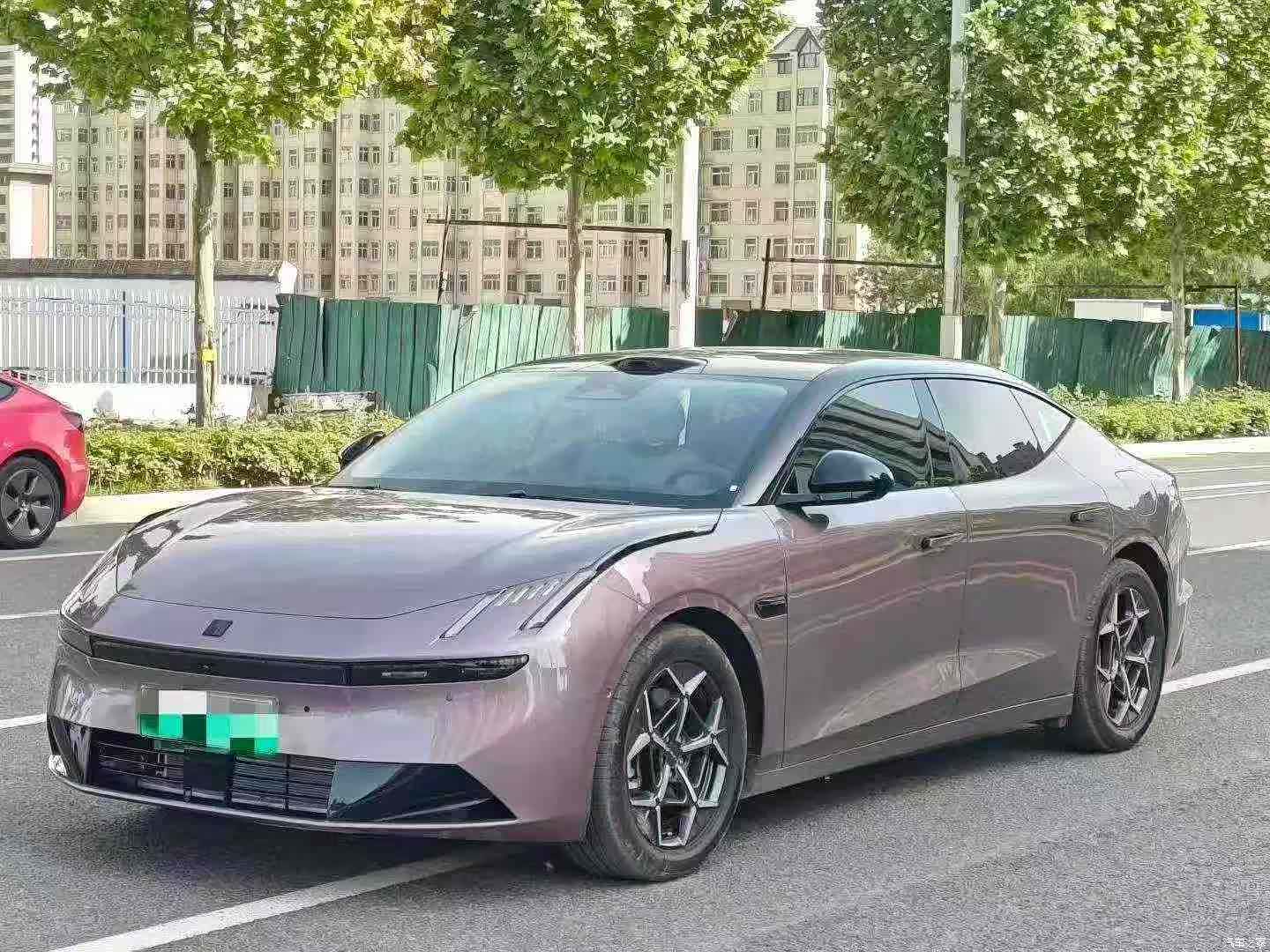 Lynk & Co 02