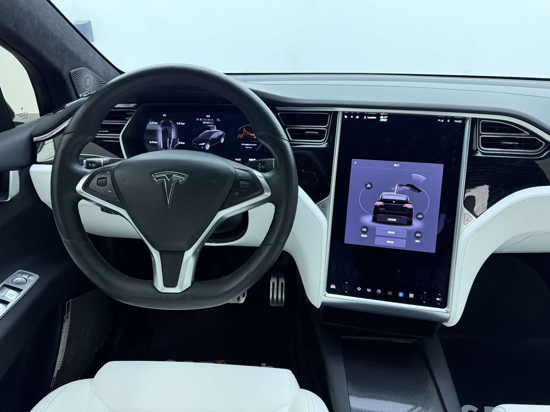 Tesla Model X, 2018 17