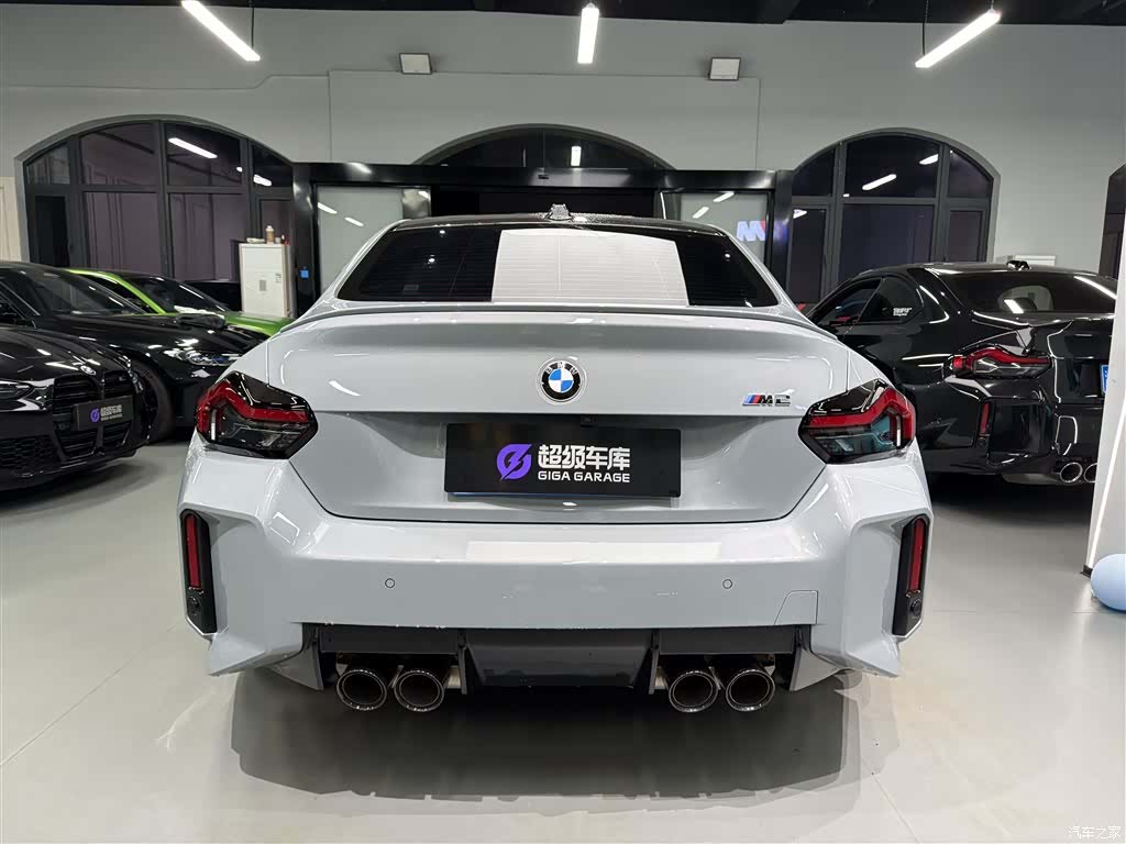 BMW M2, 2025 все фото