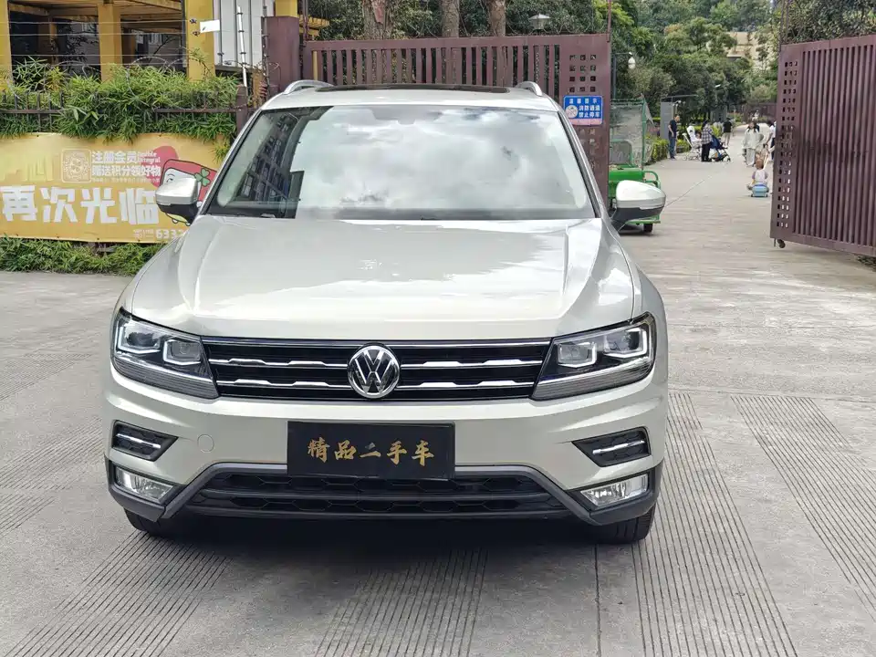 Volkswagen Tiguan L