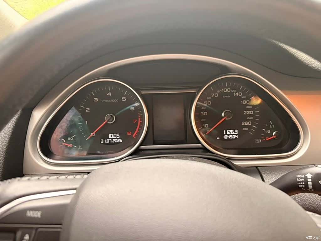 Audi Q7, 2013 9