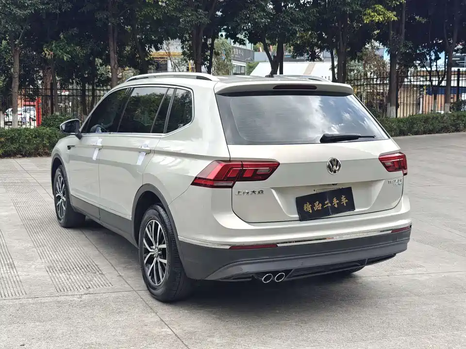 Volkswagen Tiguan L