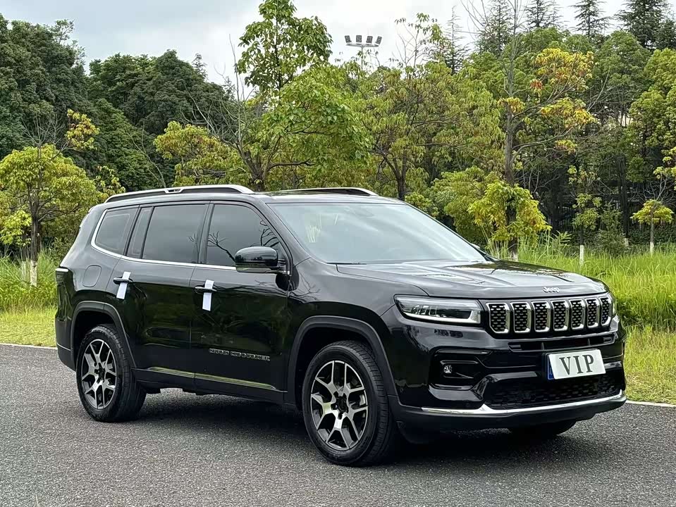 Jeep Grand Commander