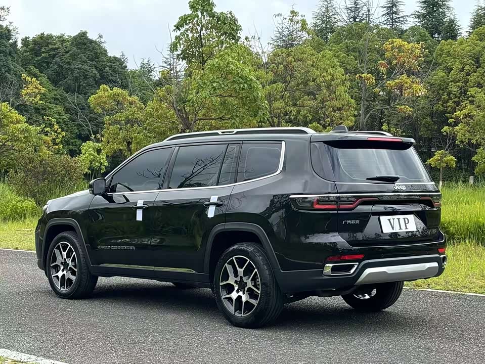 Jeep Grand Commander