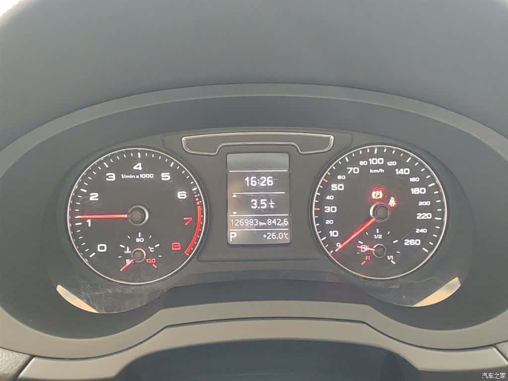 Audi Q3, 2018 12