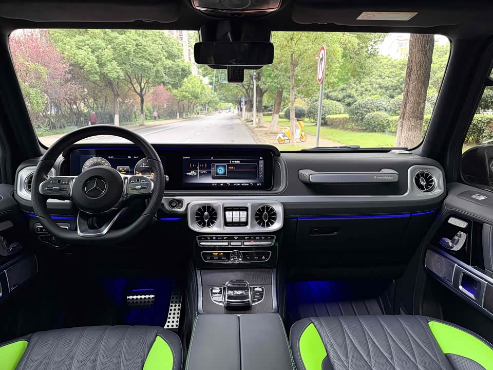 Mercedes-Benz G-class