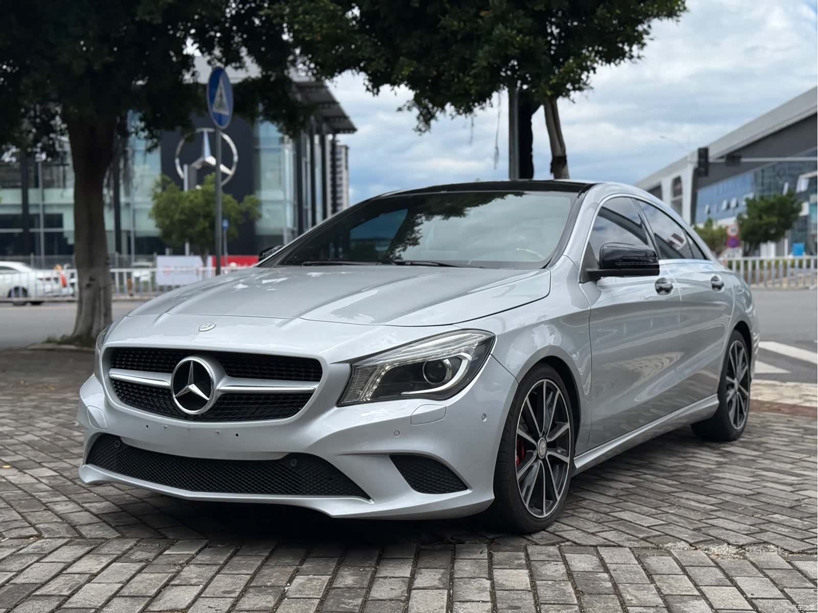 Mercedes-Benz CLA, 2016 1