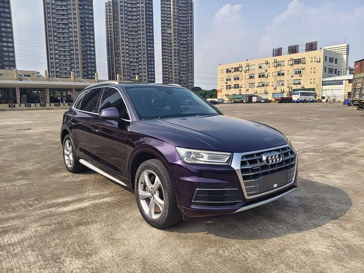 Audi Q5L 2018 40 TFSI rong xiang Progressive China VI