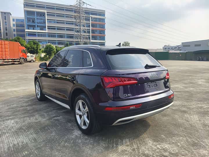 Audi Q5L 2018 40 TFSI rong xiang Progressive China VI