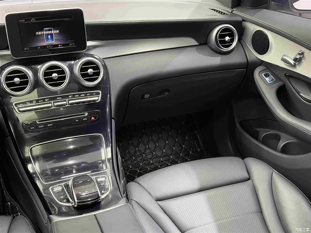 Mercedes-Benz GLC, 2019 14