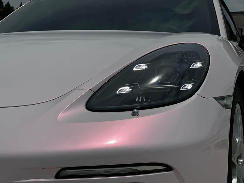 Porsche 718
