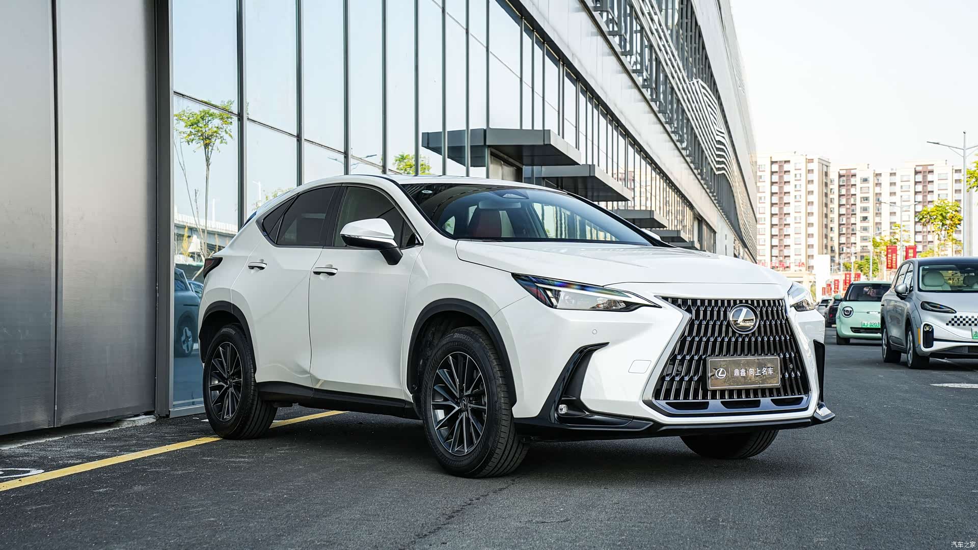 Lexus NX, 2023 3