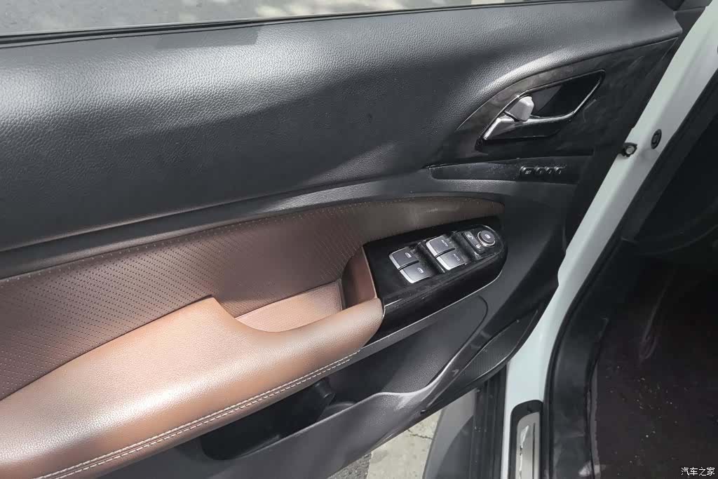 BYD Tang, 2017 7