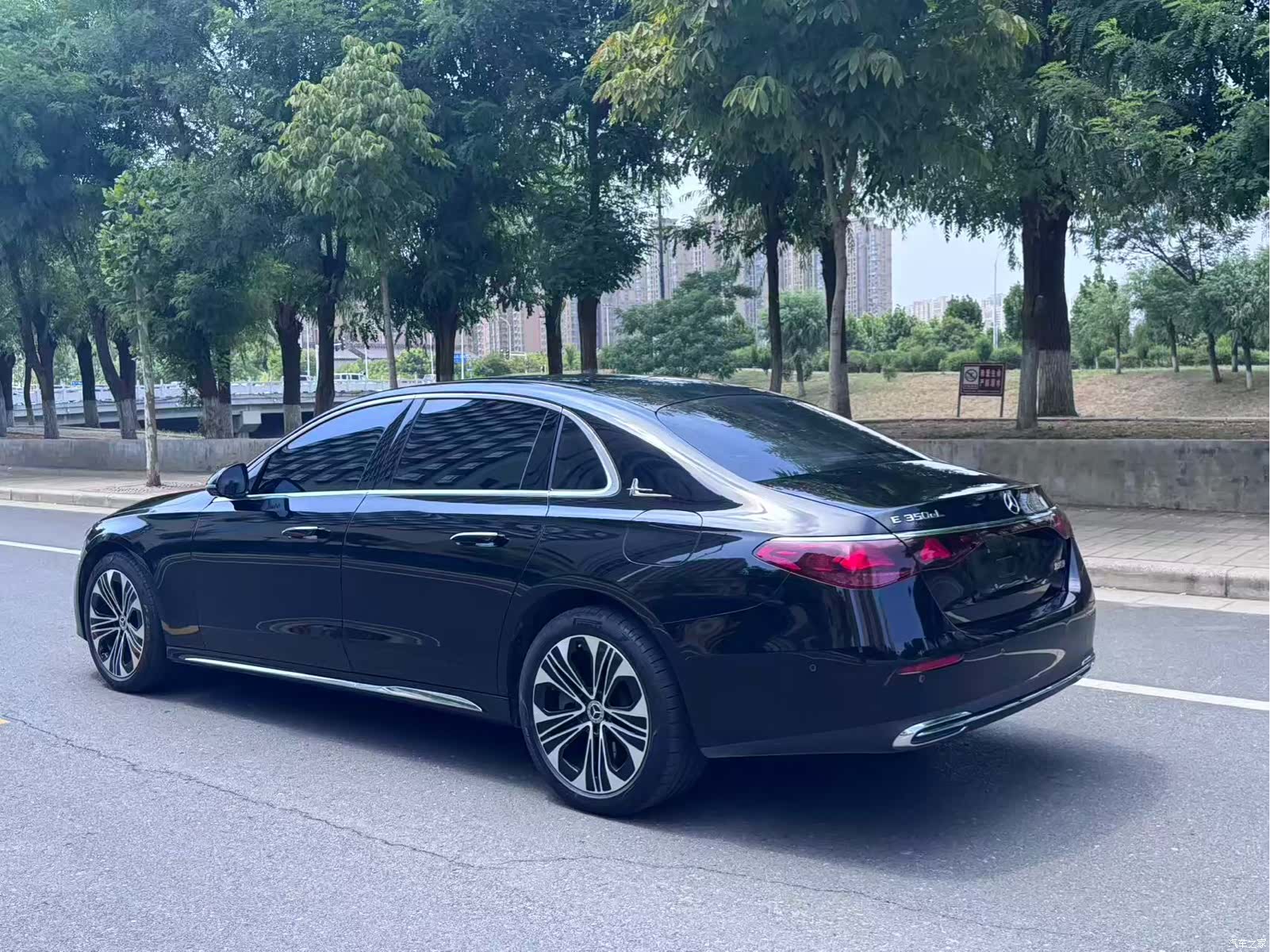 Mercedes-Benz E-Class, 2024 7