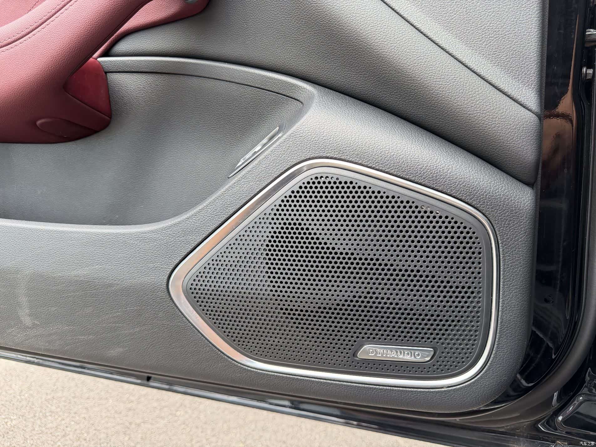 Hongqi H5, 2023 9