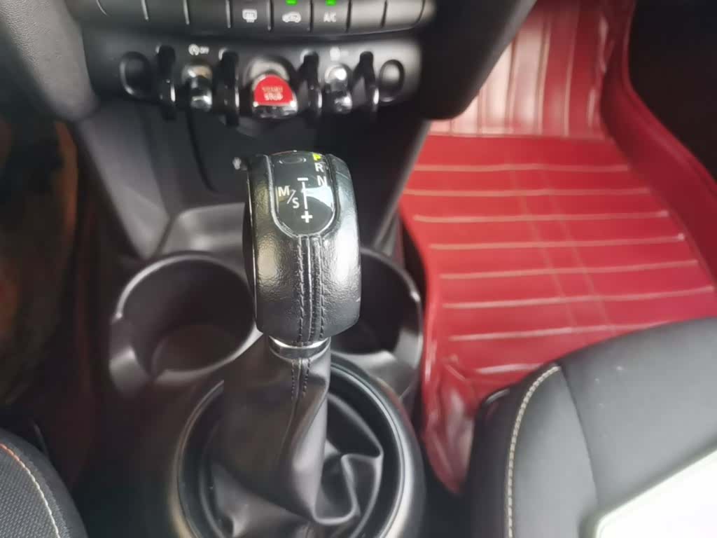 Mini ONE, 2015 14