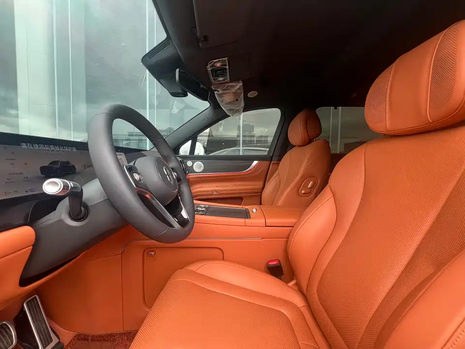 AITO Ask the world M9